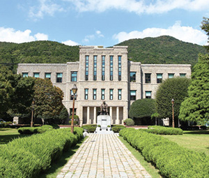 东亚大学 Donga University